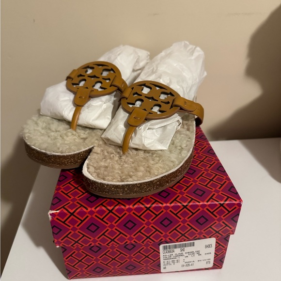 Tory Burch Miller Cloud Shearling Sandal-Sz 9 - Picture 4 of 12